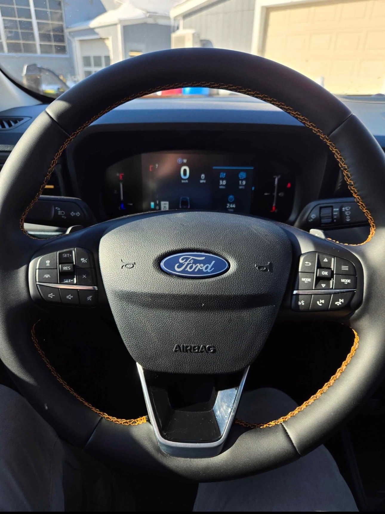 2026 Ford Maverick 路 Lariat SuperCrew Pickup 4D 4 1/2 ft 馃挵 - Image 8