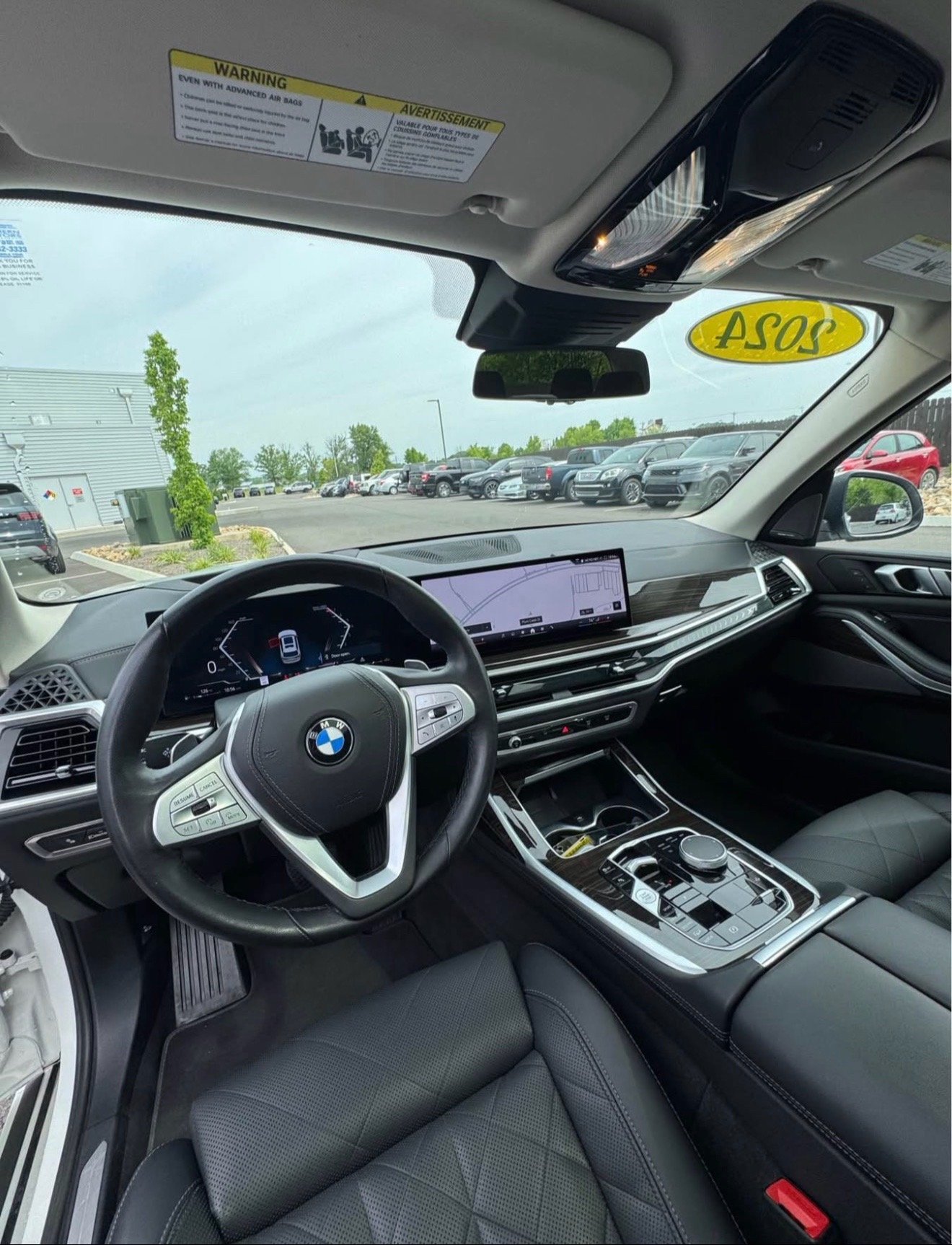 BMW #X7 sport utility 4d - Image 4
