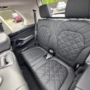 Alternative view of BMW #X7 sport utility 4d
