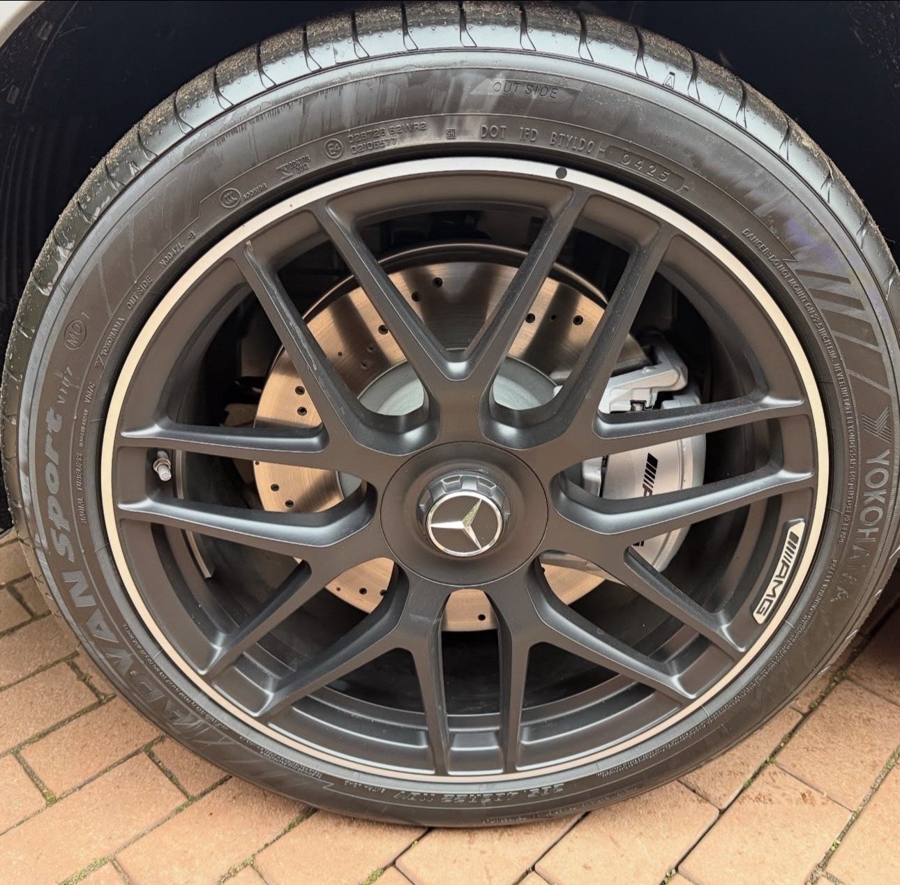 Mercedes GLE 53 AMG 3.0L engine, 435 hp Model year: 2025 Europ - Image 15