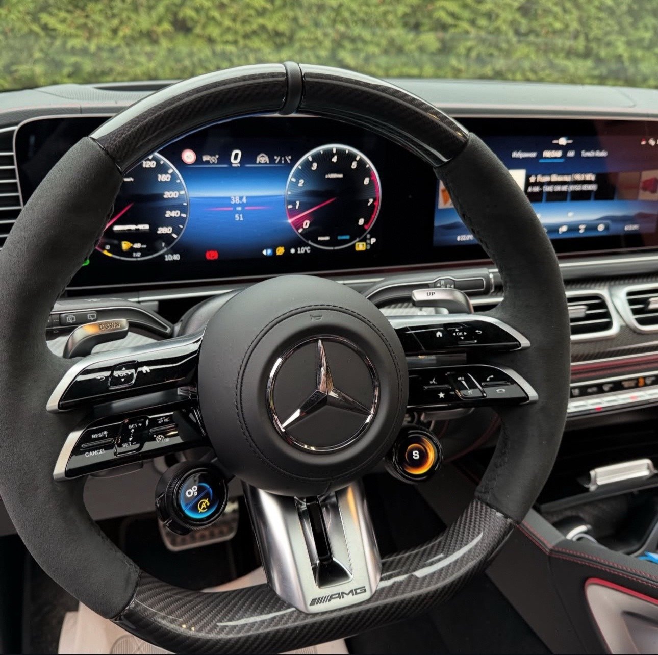 Mercedes GLE 53 AMG 3.0L engine, 435 hp Model year: 2025 Europ - Image 11