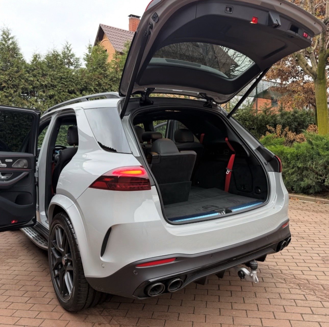 Mercedes GLE 53 AMG 3.0L engine, 435 hp Model year: 2025 Europ - Image 14