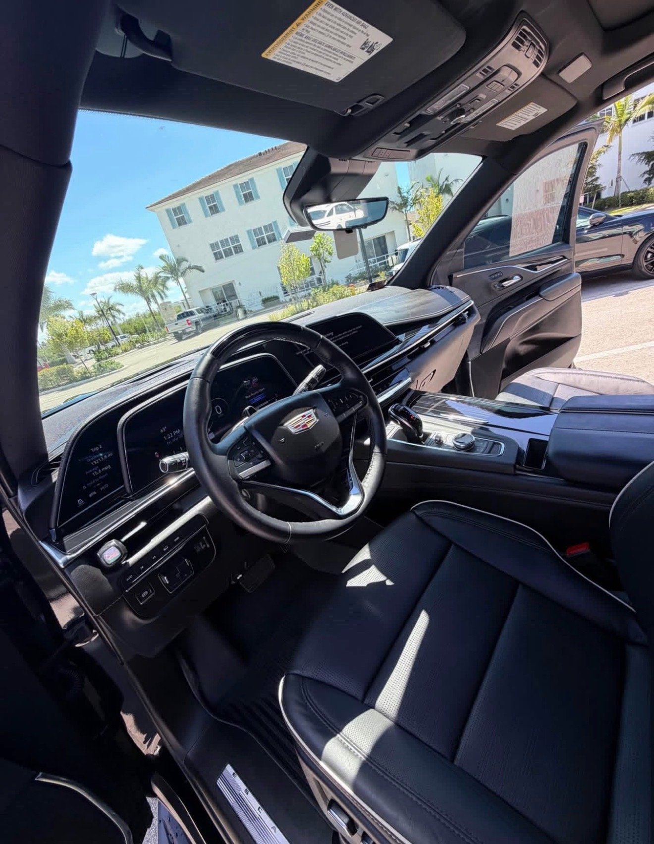 2024 Cadillac Escalade ESV Sport Utility 4D - Image 15