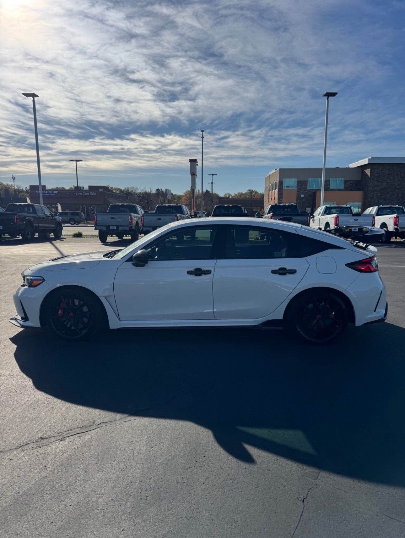2025 Honda Civic Type-R FWD - Image 15