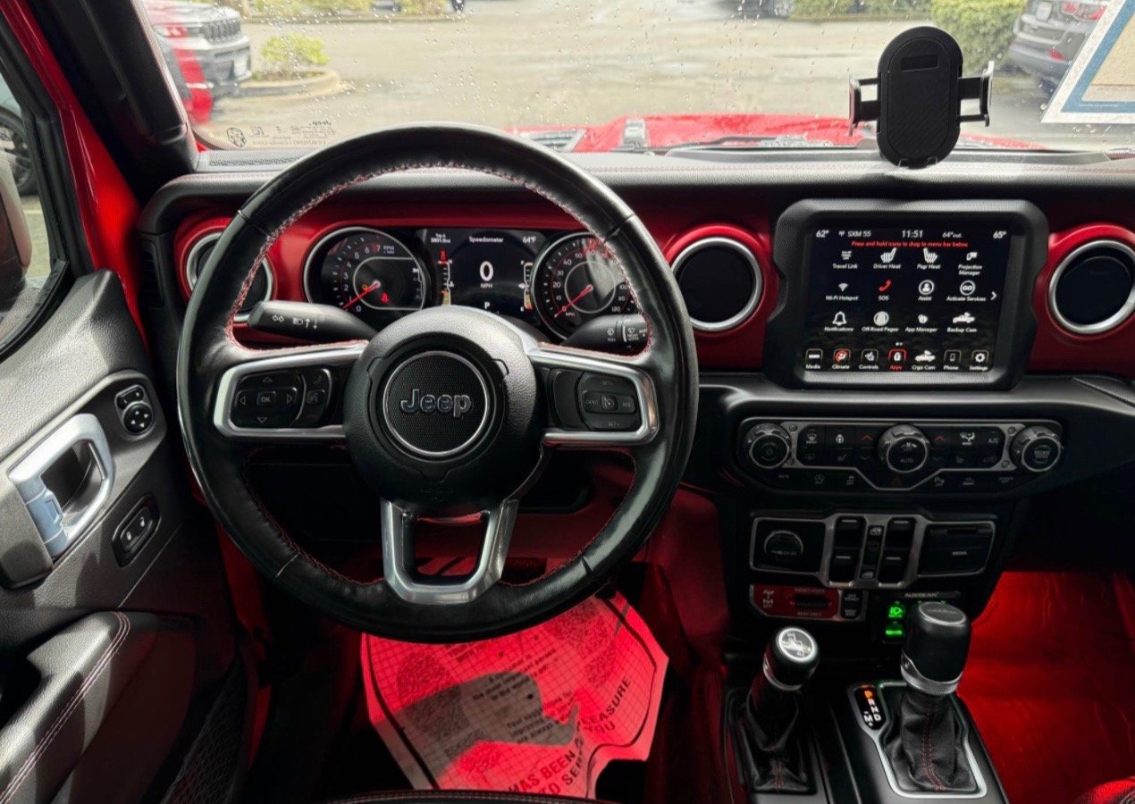 2021 Jeep Gladiator Rubicon Crew Cab 4WD! - Image 2
