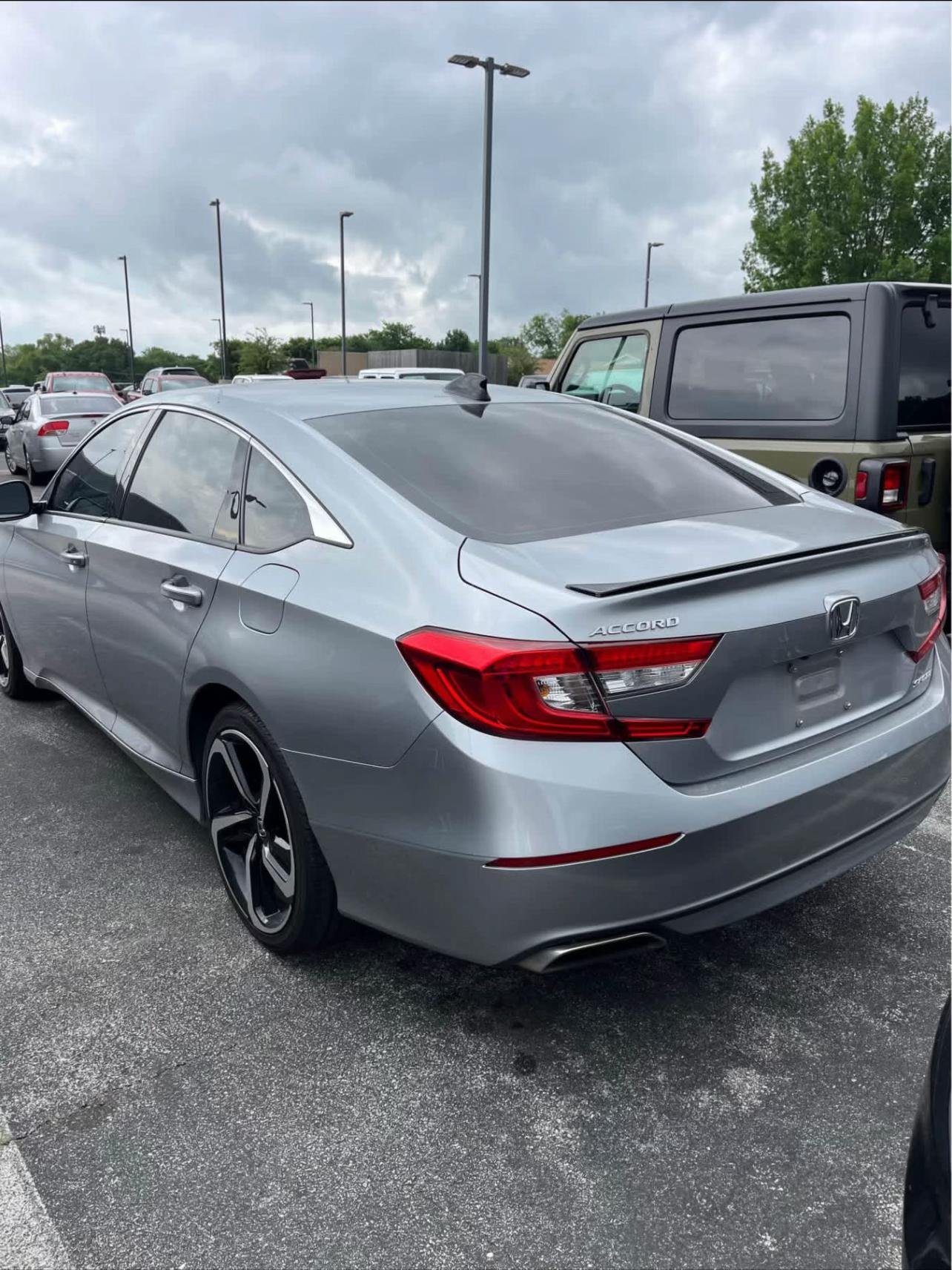 π₯ 2022 Honda Accord Sport β
- Image 2