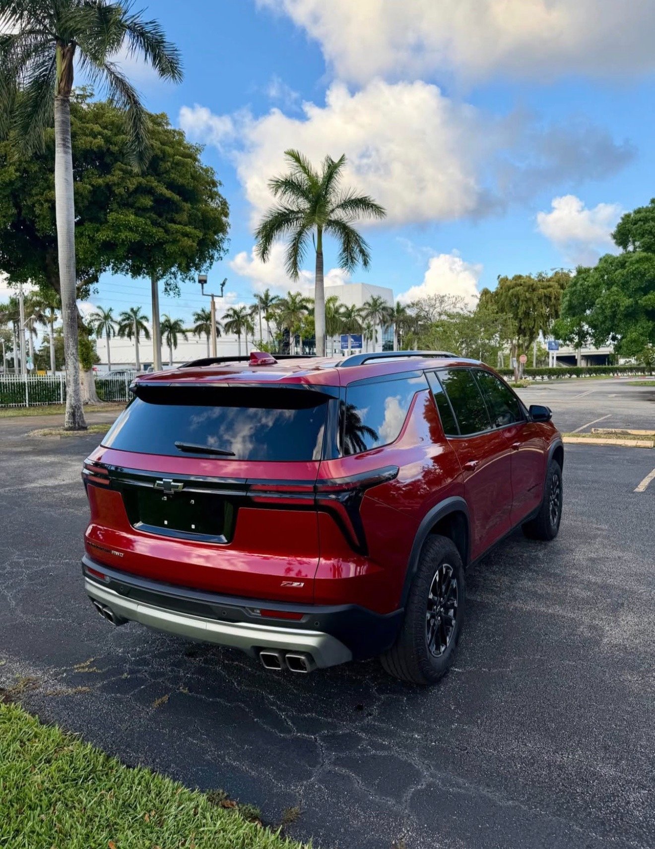 2024 Chevrolet Traverse Z71 - Image 16