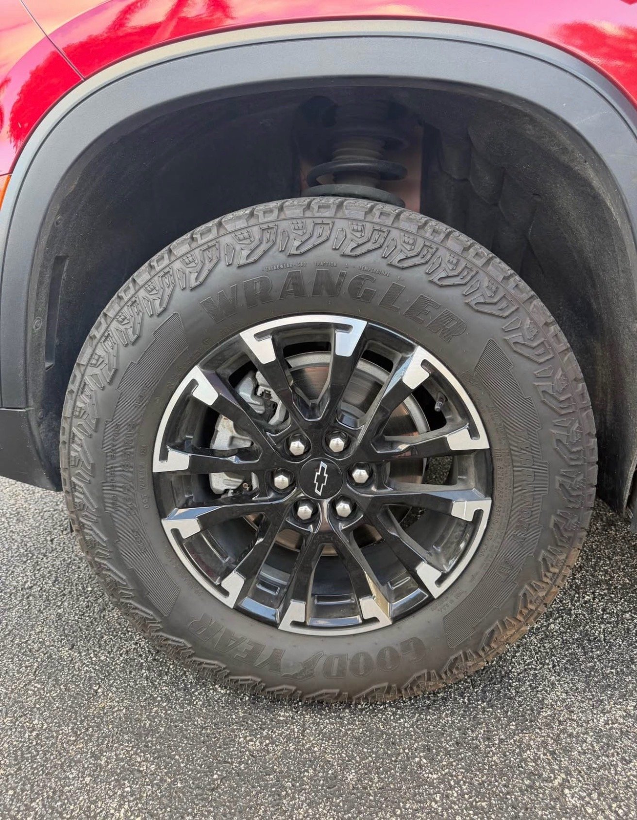 2024 Chevrolet Traverse Z71 - Image 12