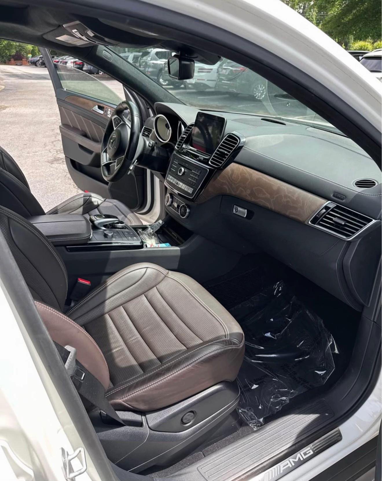 2017 Mercedes-Benz GLE AMG - Image 5