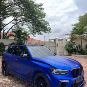 Alternative view of 2022 BMW X5M Competition