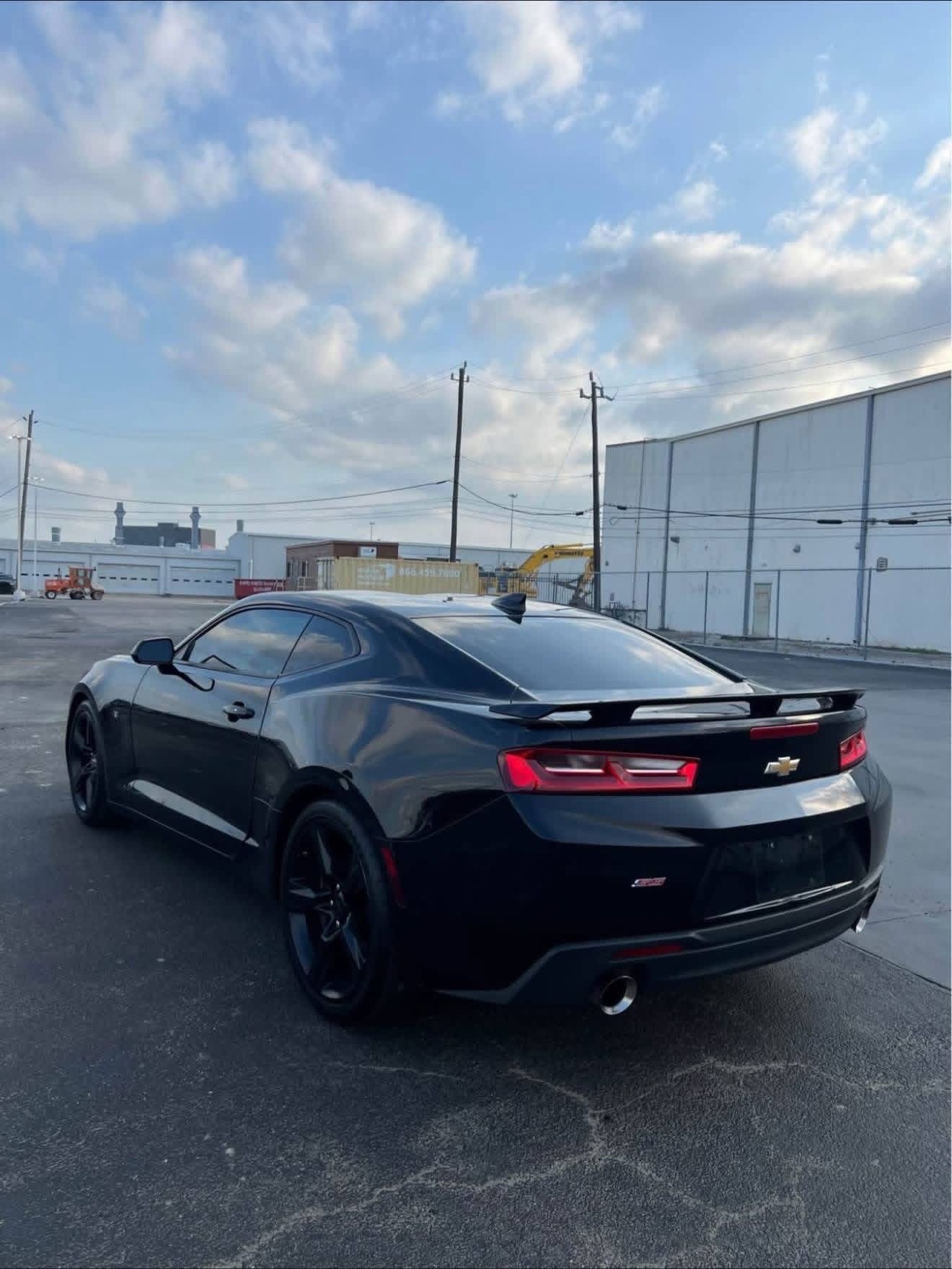 2018 Chevrolet Camaro - Image 3