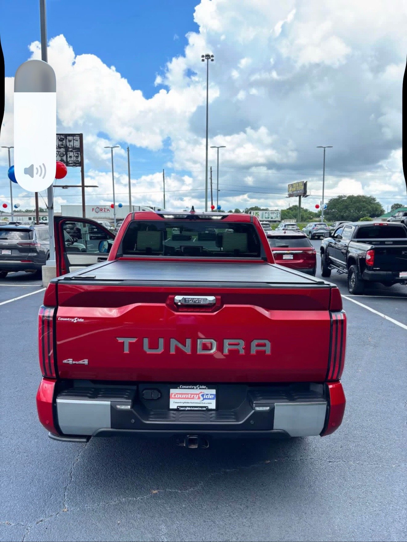 2023 Toyota Tundra Hybrid CrewMax Capstone - Image 7