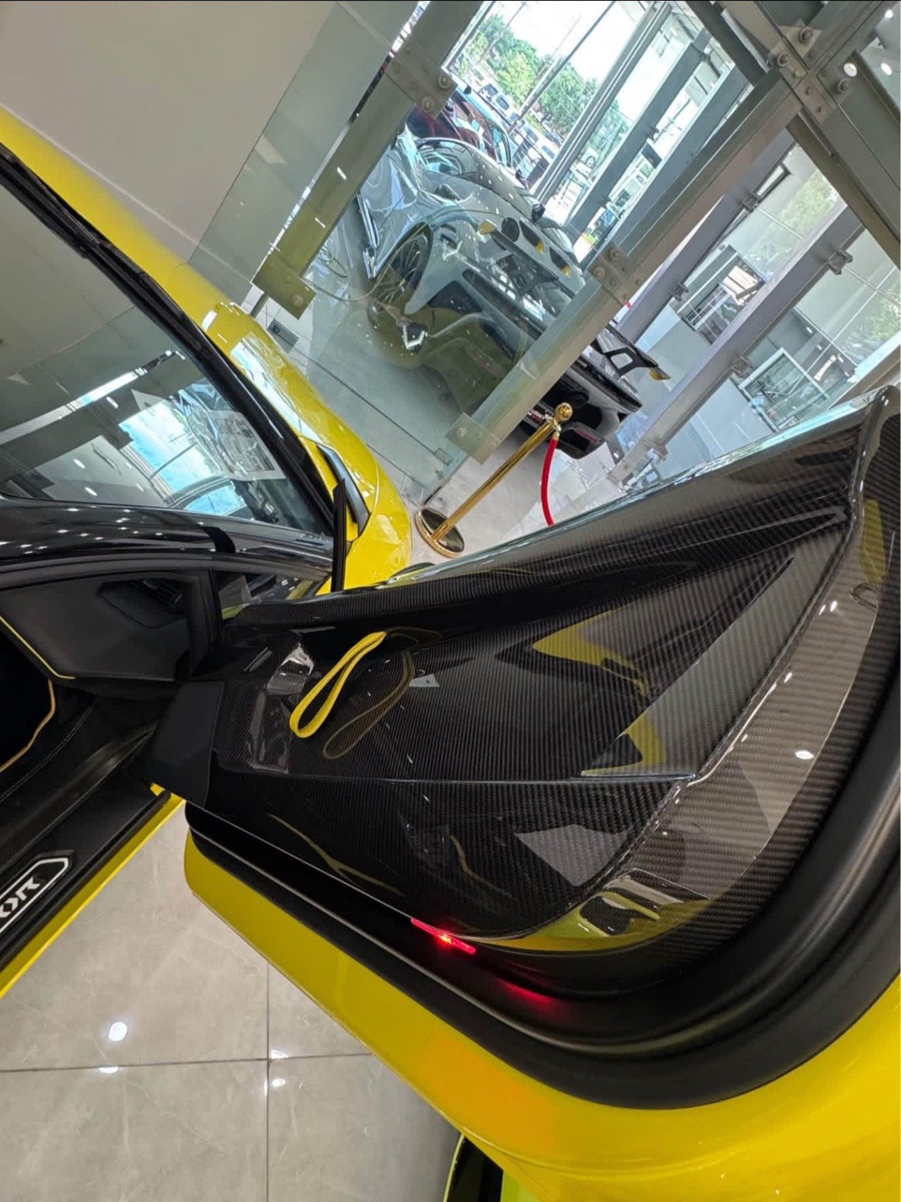 #2017Aventador - Image 10