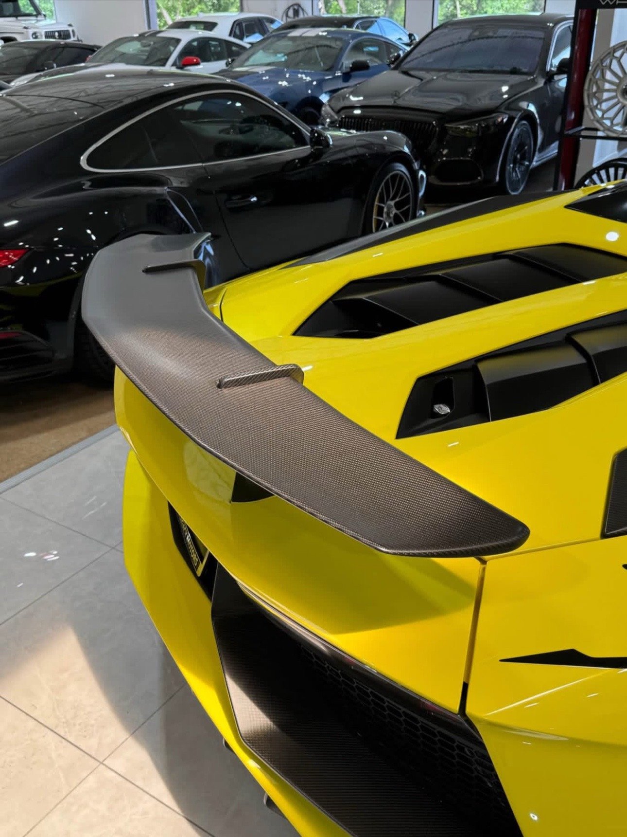 #2017Aventador - Image 9