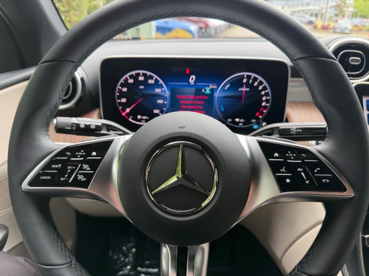 GLC 350e 4MATIC Sport Utility 4D - Image 3