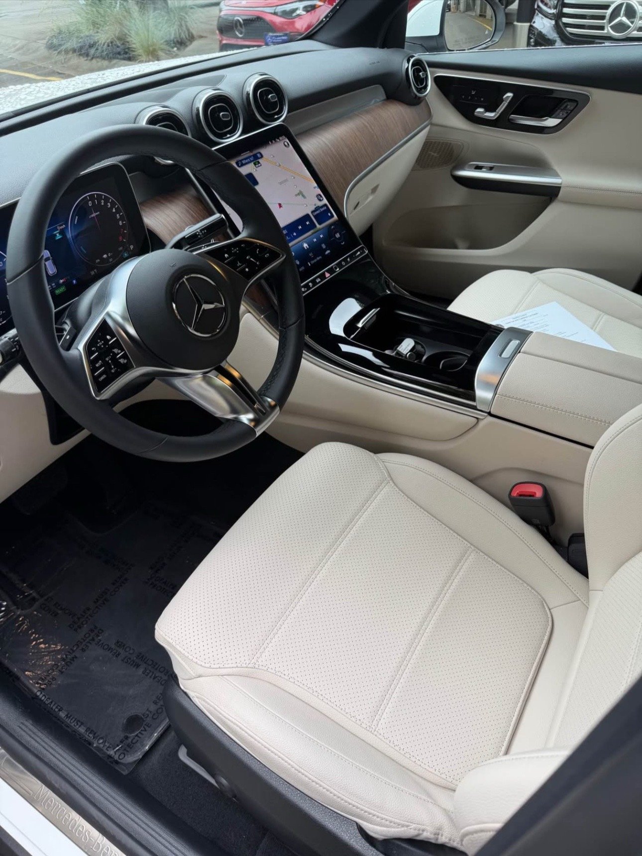 GLC 350e 4MATIC Sport Utility 4D - Image 7